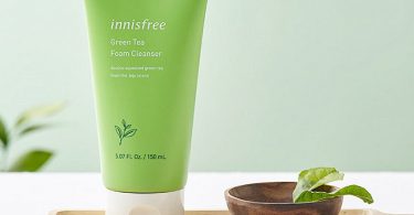 sữa rửa mặt tạo bọt Innisfree Green Tea Foam Cleanser