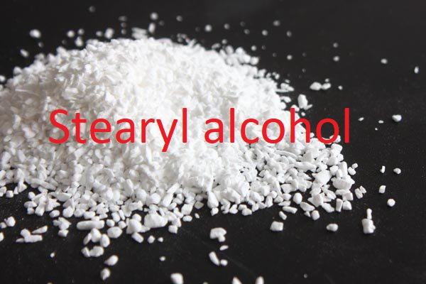 Stearyl alcohol trong mỹ phẩm
