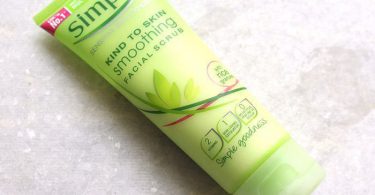 Simple Kind to Skin Smothing Facial Scrub