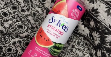 St. Ives Hydrating Watermelon Daily Cleanser