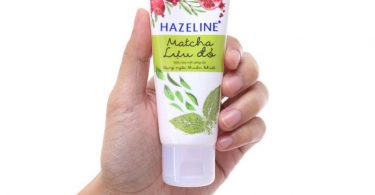 Sữa rửa mặt sáng da Hazeline Matcha lựu đỏ