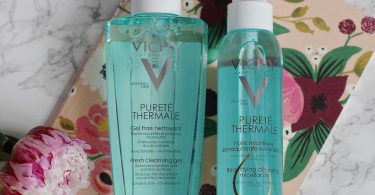 sữa rửa mặt vichy