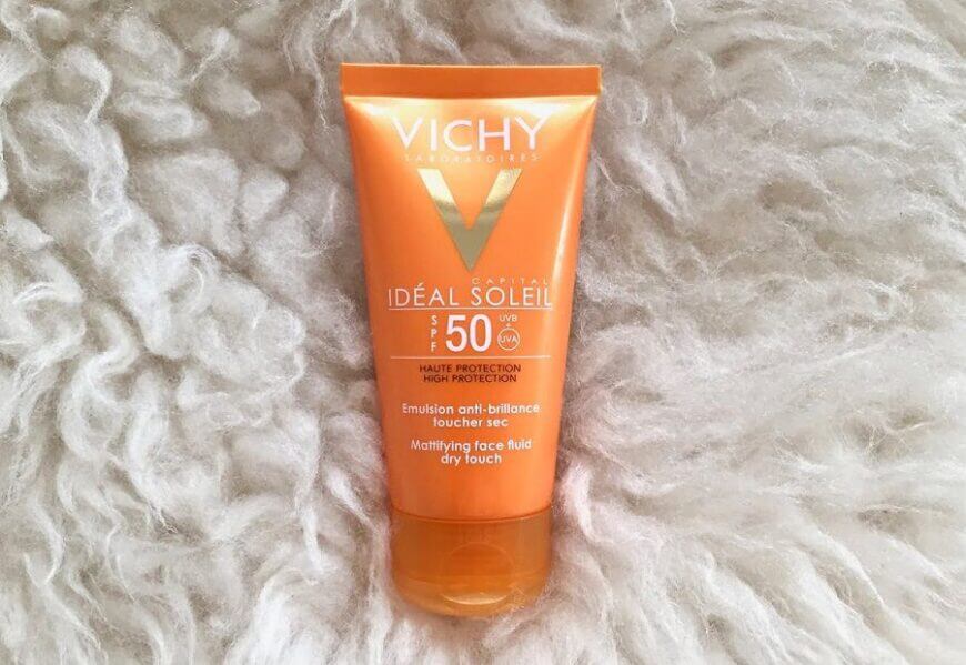 kem chống nắng Vichy Ideal Soleil Mattifying Face Fluid Dry Touch